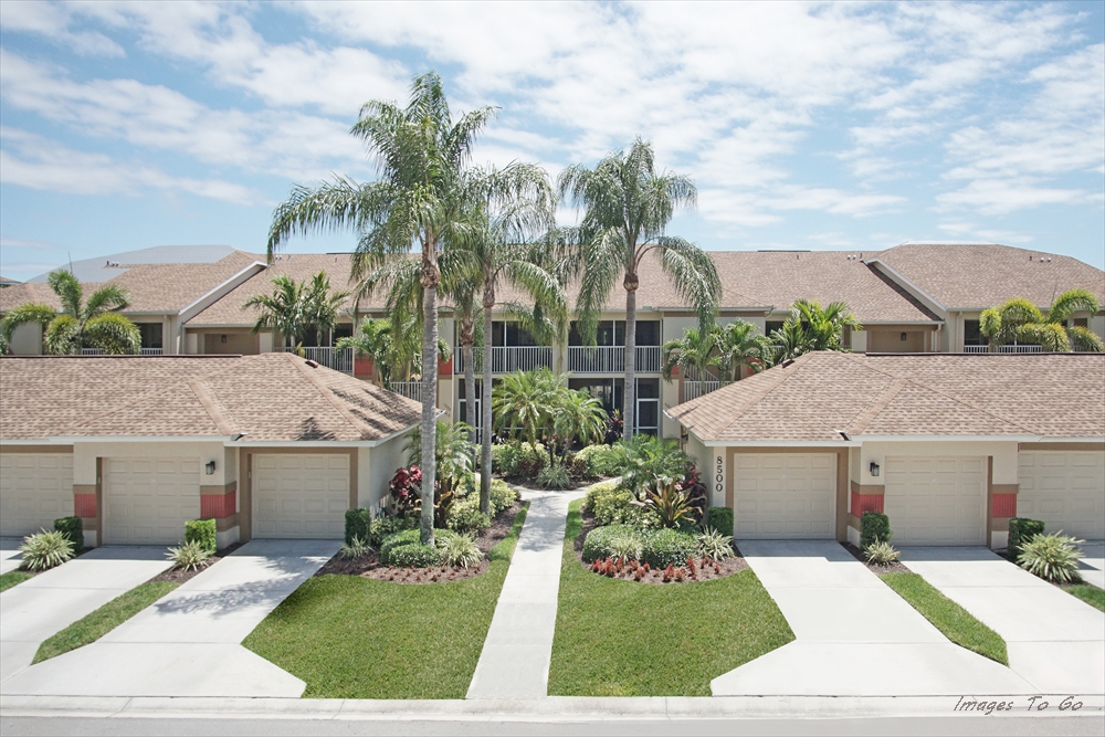 8500 Naples Heritage Dr. 1014